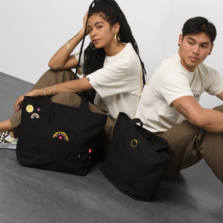 Vans Tell All Zip Tote Black