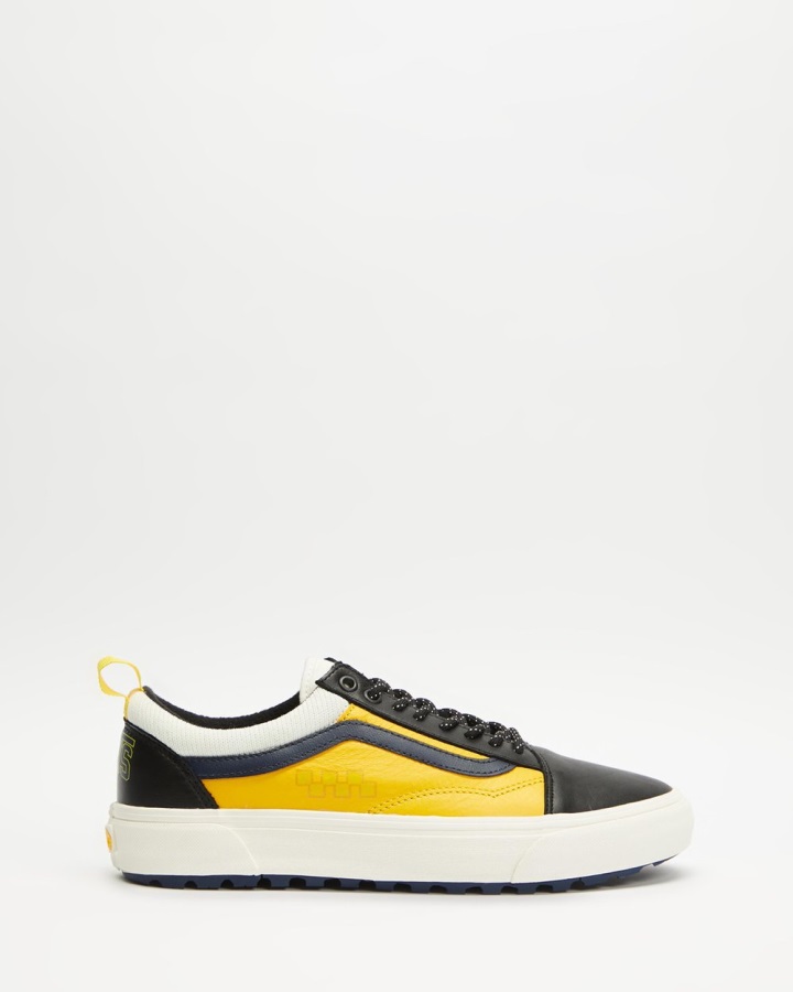 Vans Old Skool MTE-1 - Unisex Black-Spectra Yellow